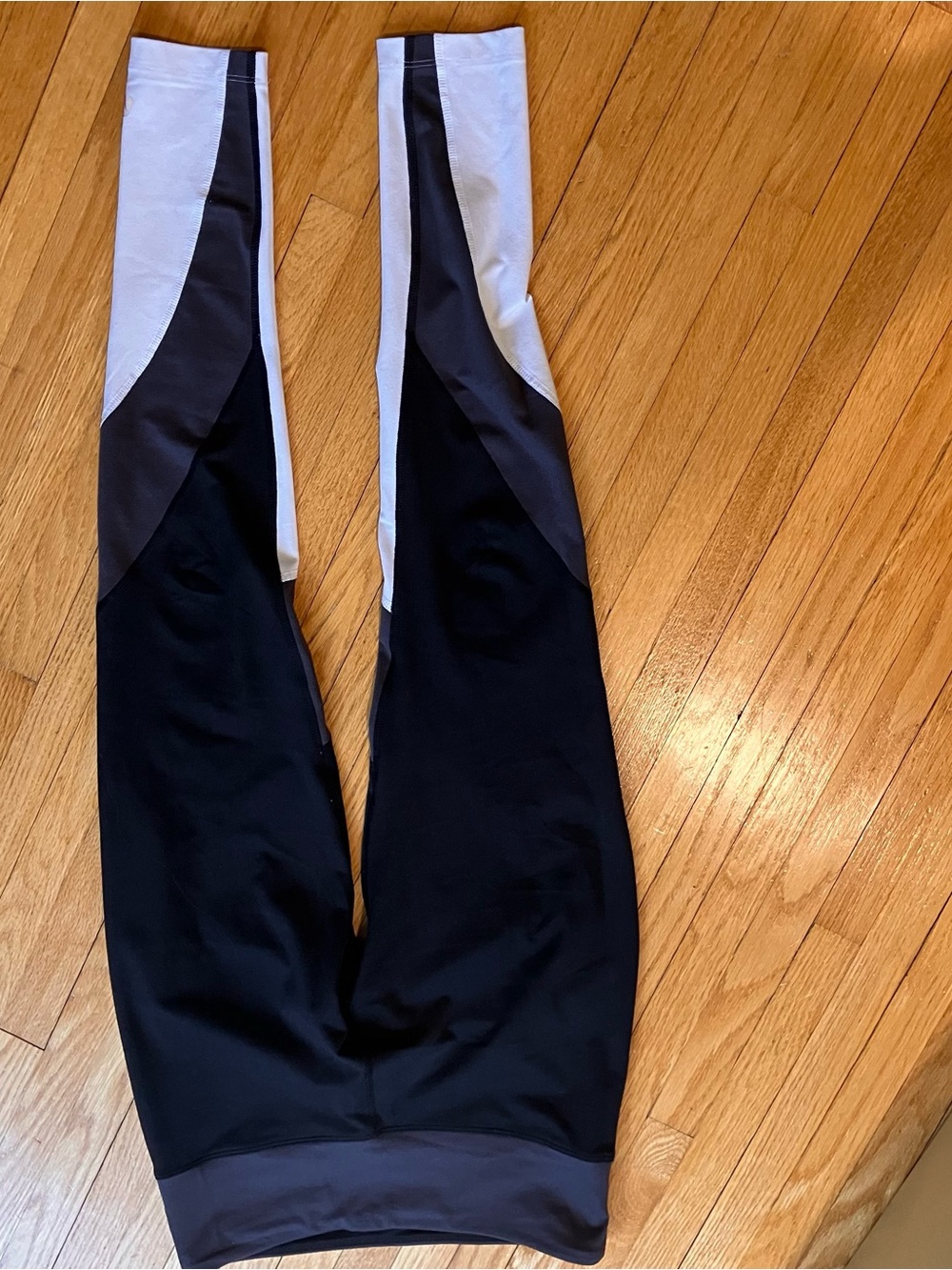 Marika Black White Gray Colorblock Leggings